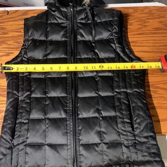 American Rag Hooded Puffer Jacket Vest - Picture 6 of 6